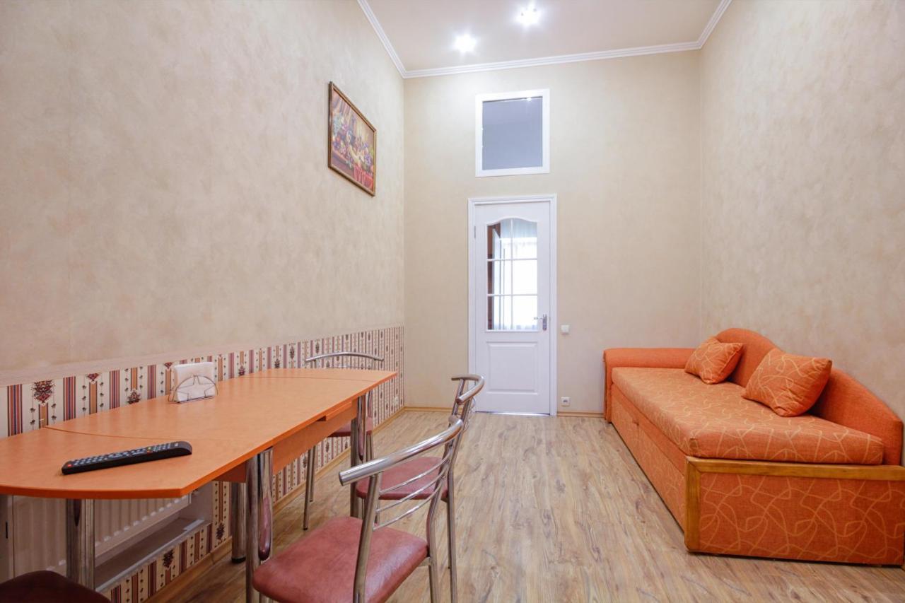 Pushkinskaya 14 Aparts Apartment Odesa Exterior foto